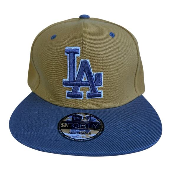 LA Dodgers New Era 9Forty Men’s SnapBack Hat Wheat Navy With Outline - Picture 2 of 10